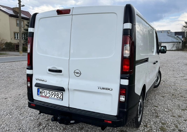 Opel Vivaro cena 46800 przebieg: 221444, rok produkcji 2015 z Goniądz małe 352